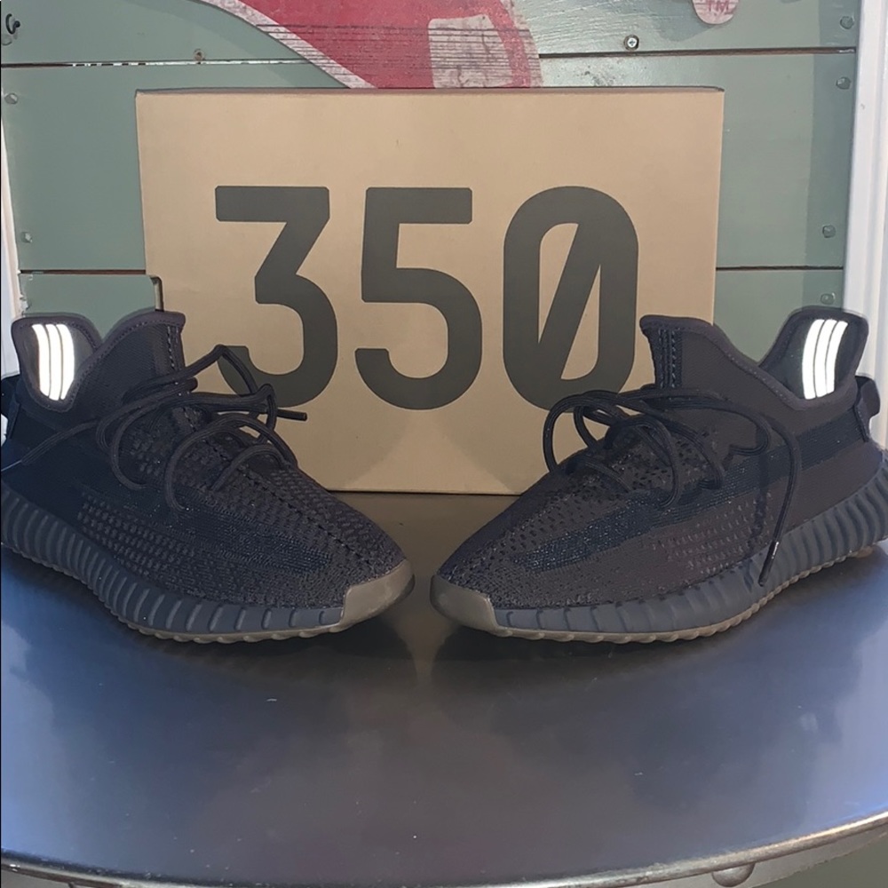 Yeezy 350 Boost V2